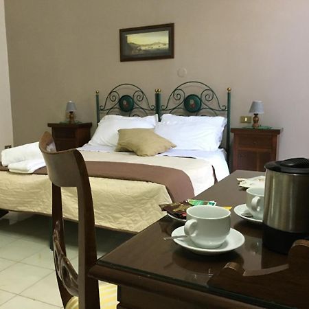 Soggiorno Paradiso Наполи Екстериор снимка