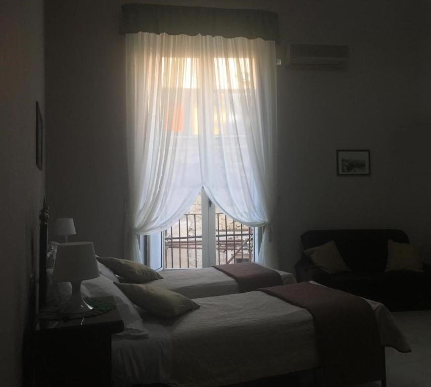 Soggiorno Paradiso Наполи Екстериор снимка